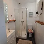 Maison Avec Dependance, Proche De La Nyaraló *