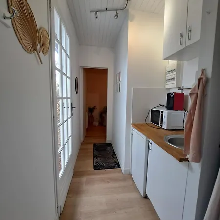 Maison Avec Dependance, Proche De La *