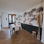 Maison Avec Dependance, Proche De La