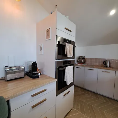 Maison Avec Dependance, Proche De La Feriehus