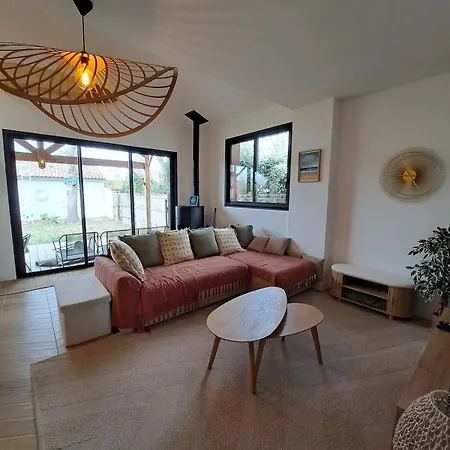 Maison Avec Dependance, Proche De La *