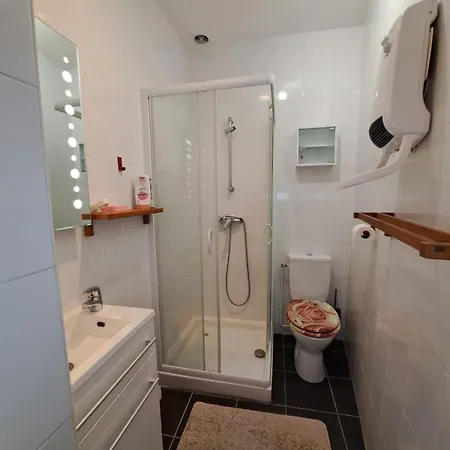 Maison Avec Dependance, Proche De La Feriehus *