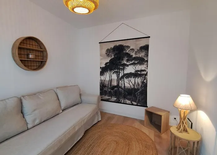 Maison Avec Dependance, Proche De La * Andernos-les-Bains