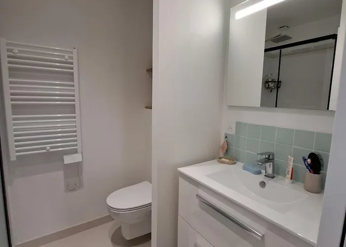 Maison Avec Dependance, Proche De La Andernos-les-Bains